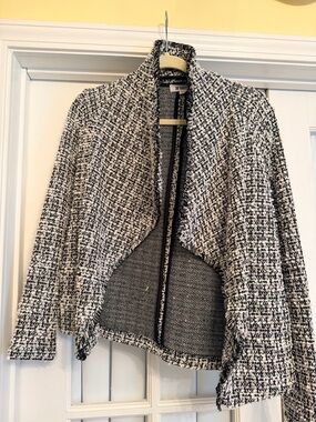 BB Dakota Black and White Tweed Open-Front Jacket medium